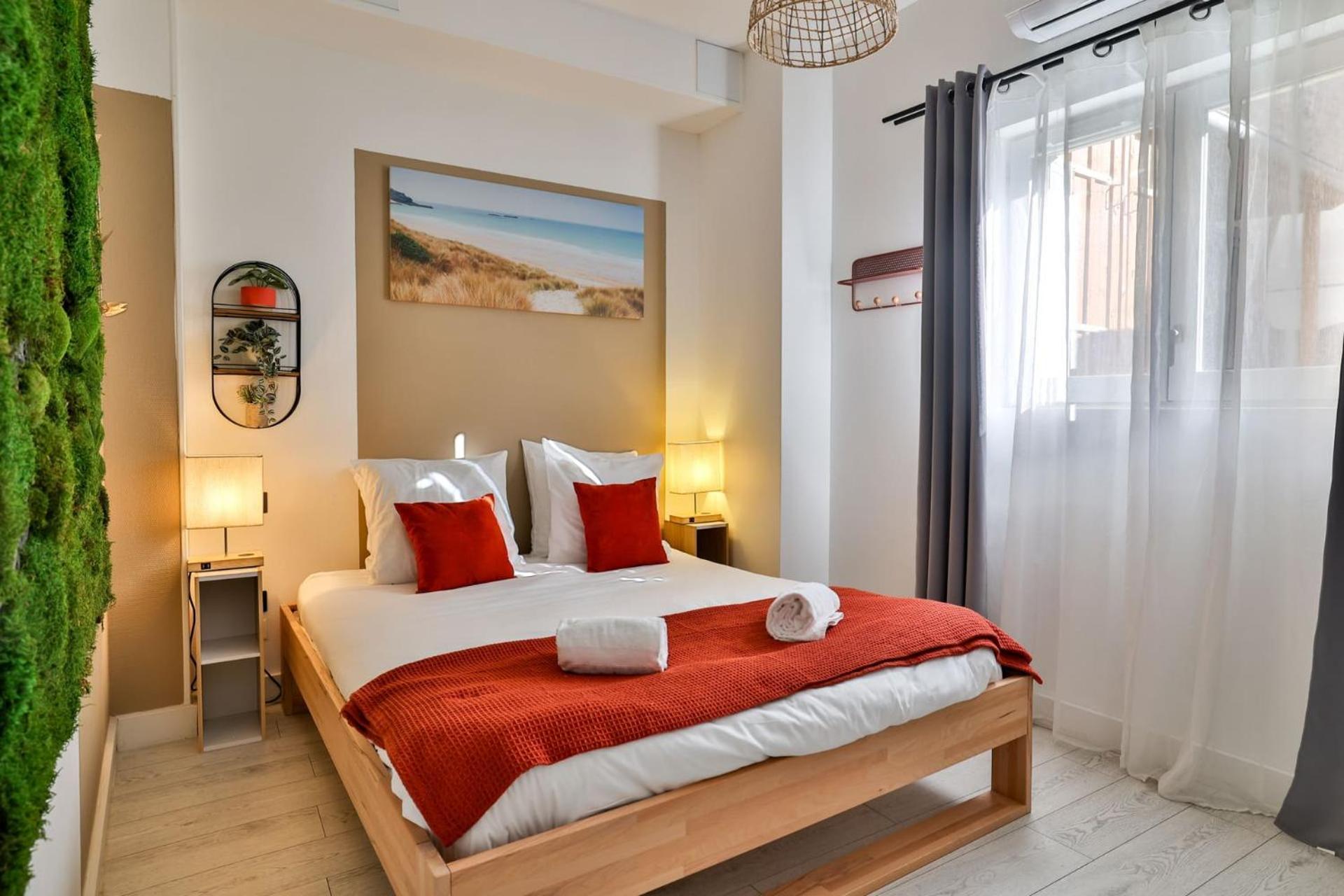 Le Lucien Eco-Appart'Hotel - Angouleme - Centre - Wifi - Parking Prive - Classe 4 Etoiles Exterior photo